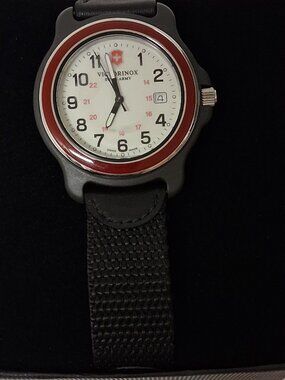 Authentic Victorinox Men's 249085 Original XL Swiss Quartz Watch Black Nylon